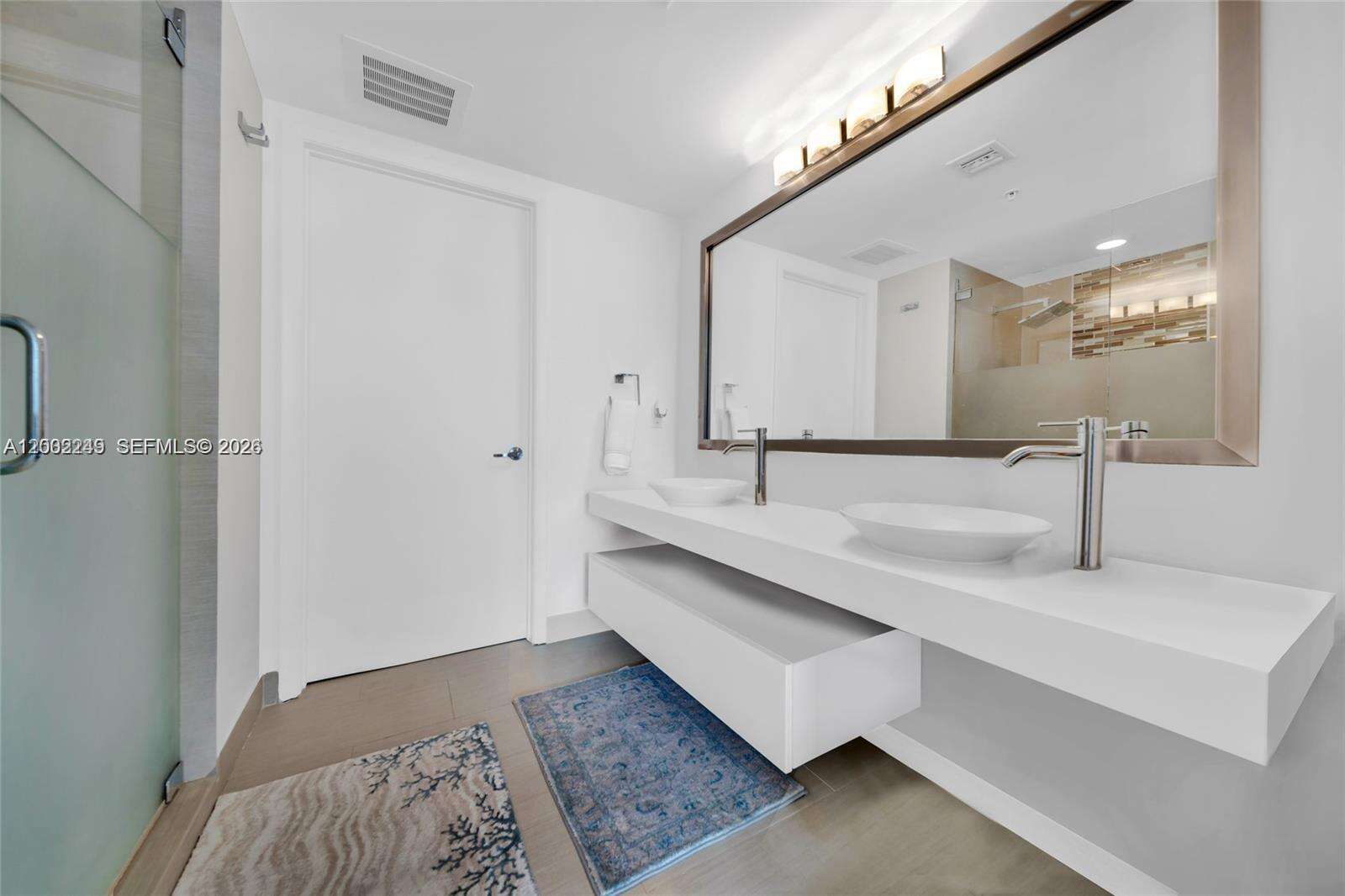 Mint at 92 3 St, Miami, FL 33130 - For Rent photo 22