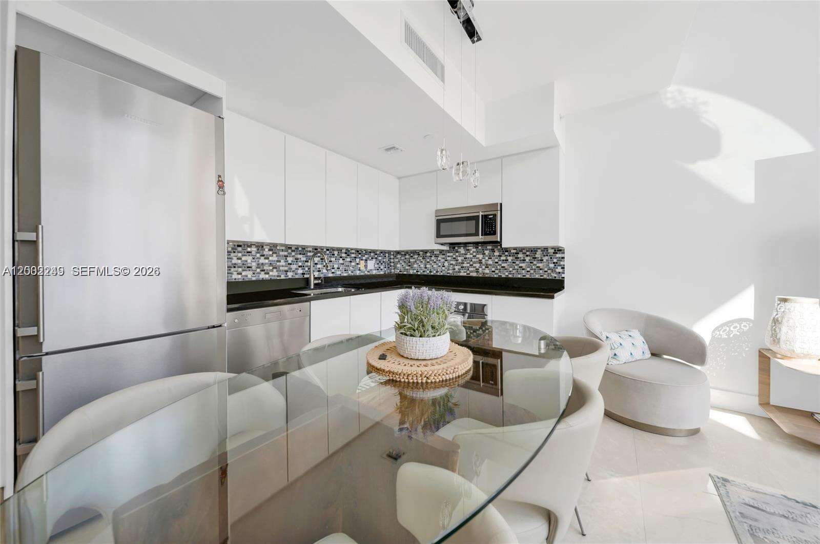 Mint at 92 3 St, Miami, FL 33130 - For Rent photo 29