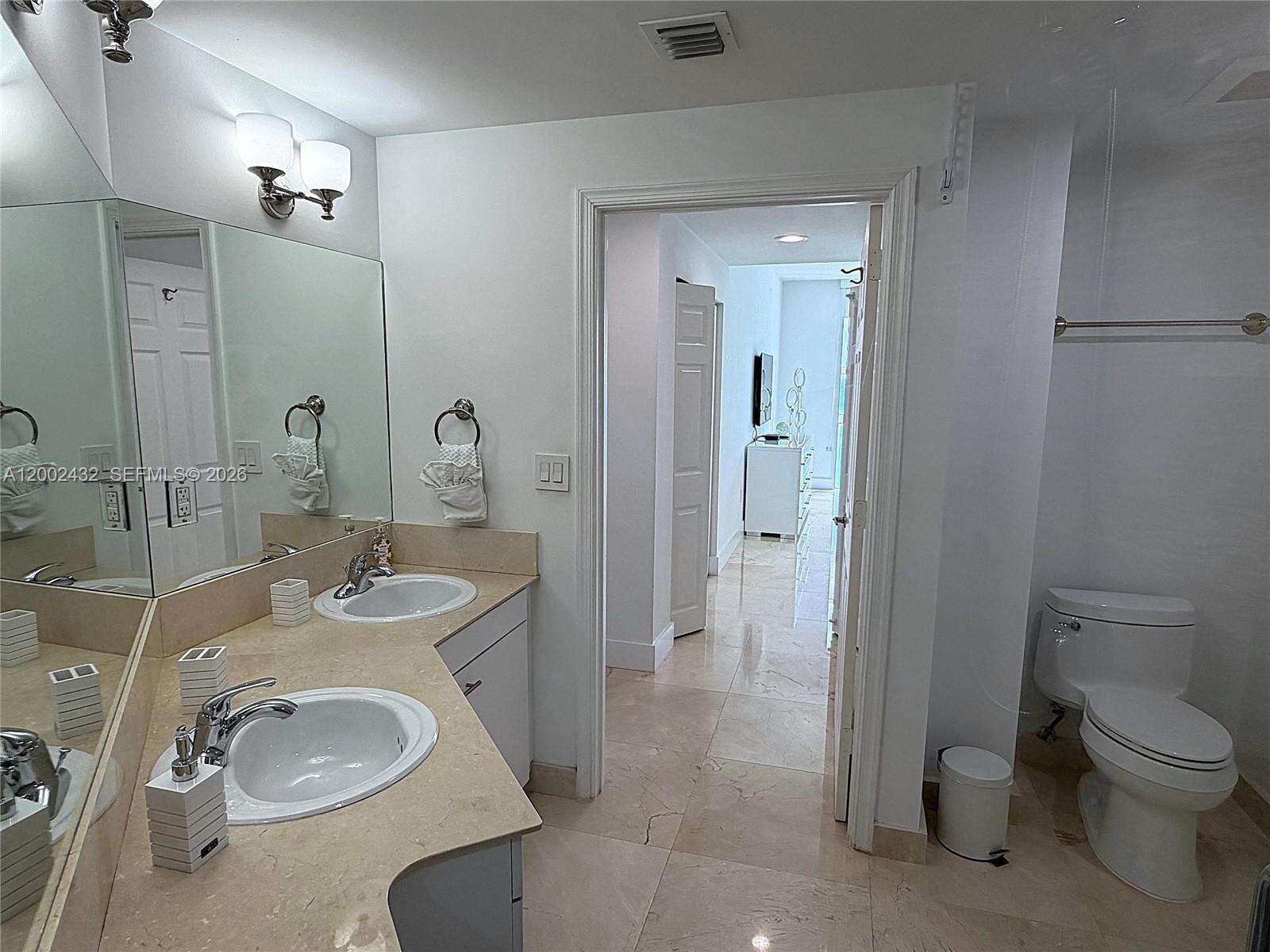 2080 Ocean Dr, Hallandale Beach, FL 33009 - For Rent photo 21