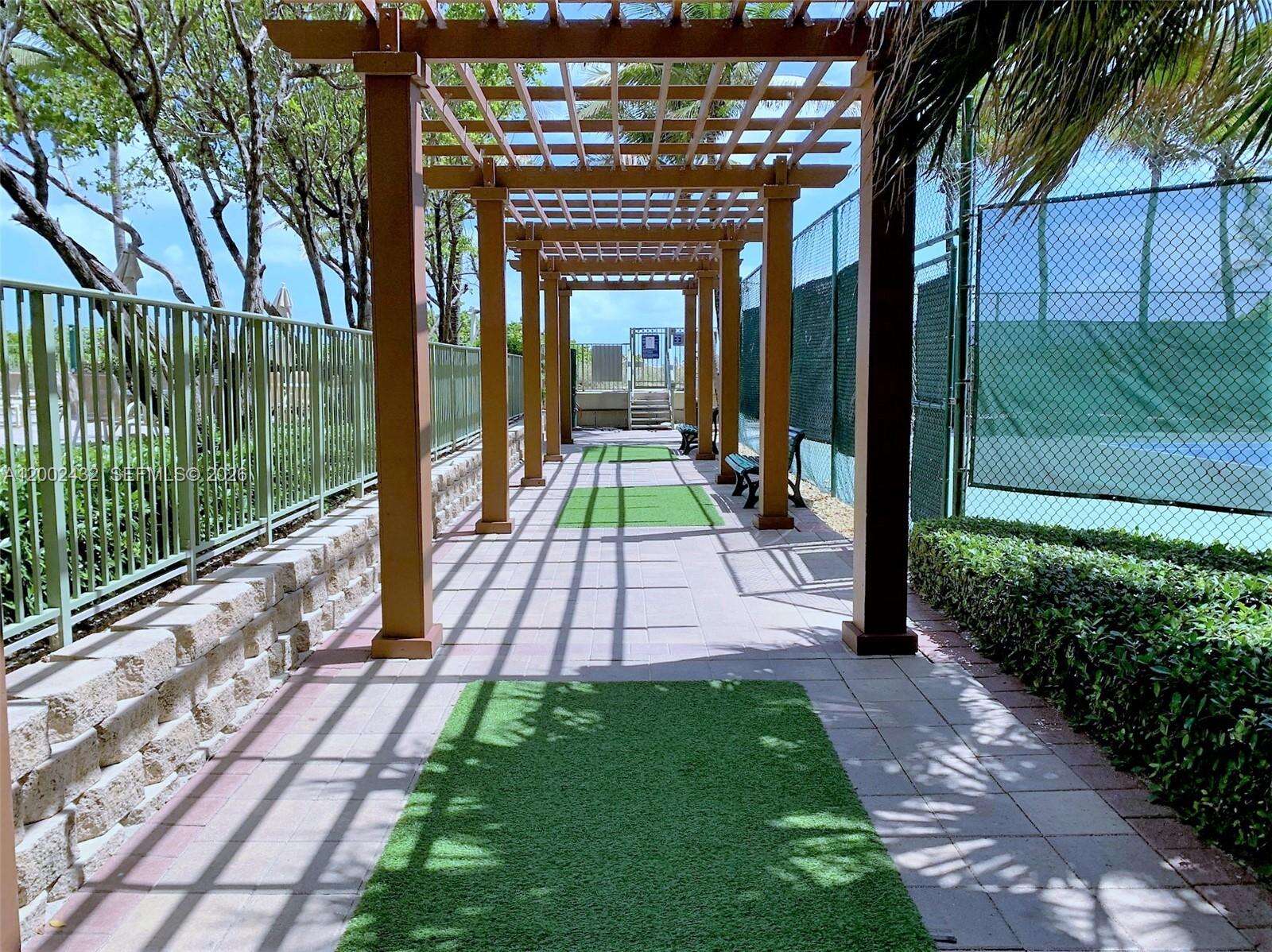 2080 Ocean Dr, Hallandale Beach, FL 33009 - For Rent photo 39
