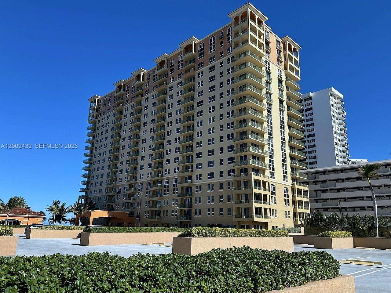 2080 Ocean Dr, Hallandale Beach, FL 33009 - For Rent photo 49