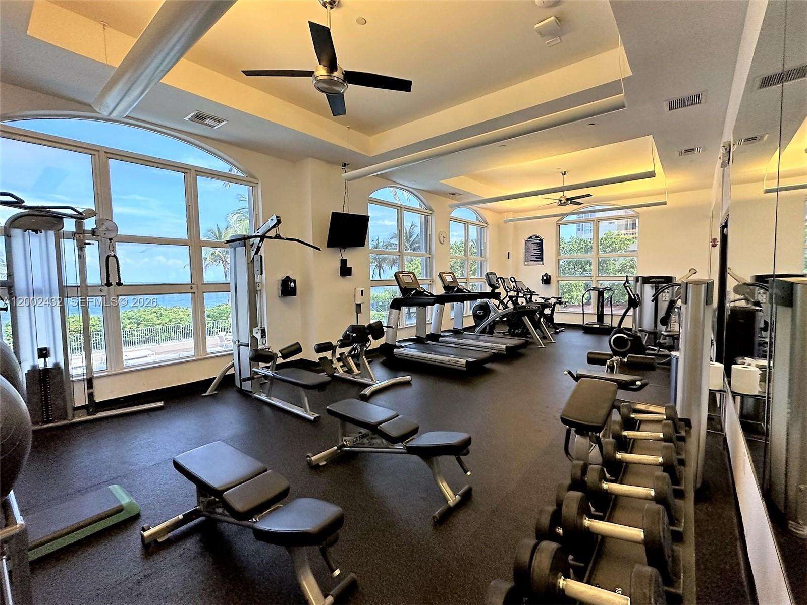 2080 Ocean Dr, Hallandale Beach, FL 33009 - For Rent photo 53