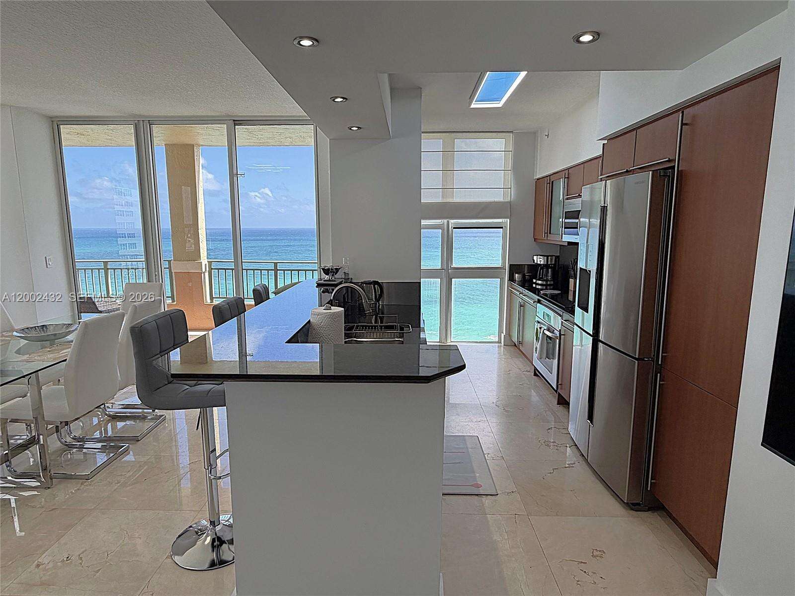 2080 Ocean Dr, Hallandale Beach, FL 33009 - For Rent photo 7