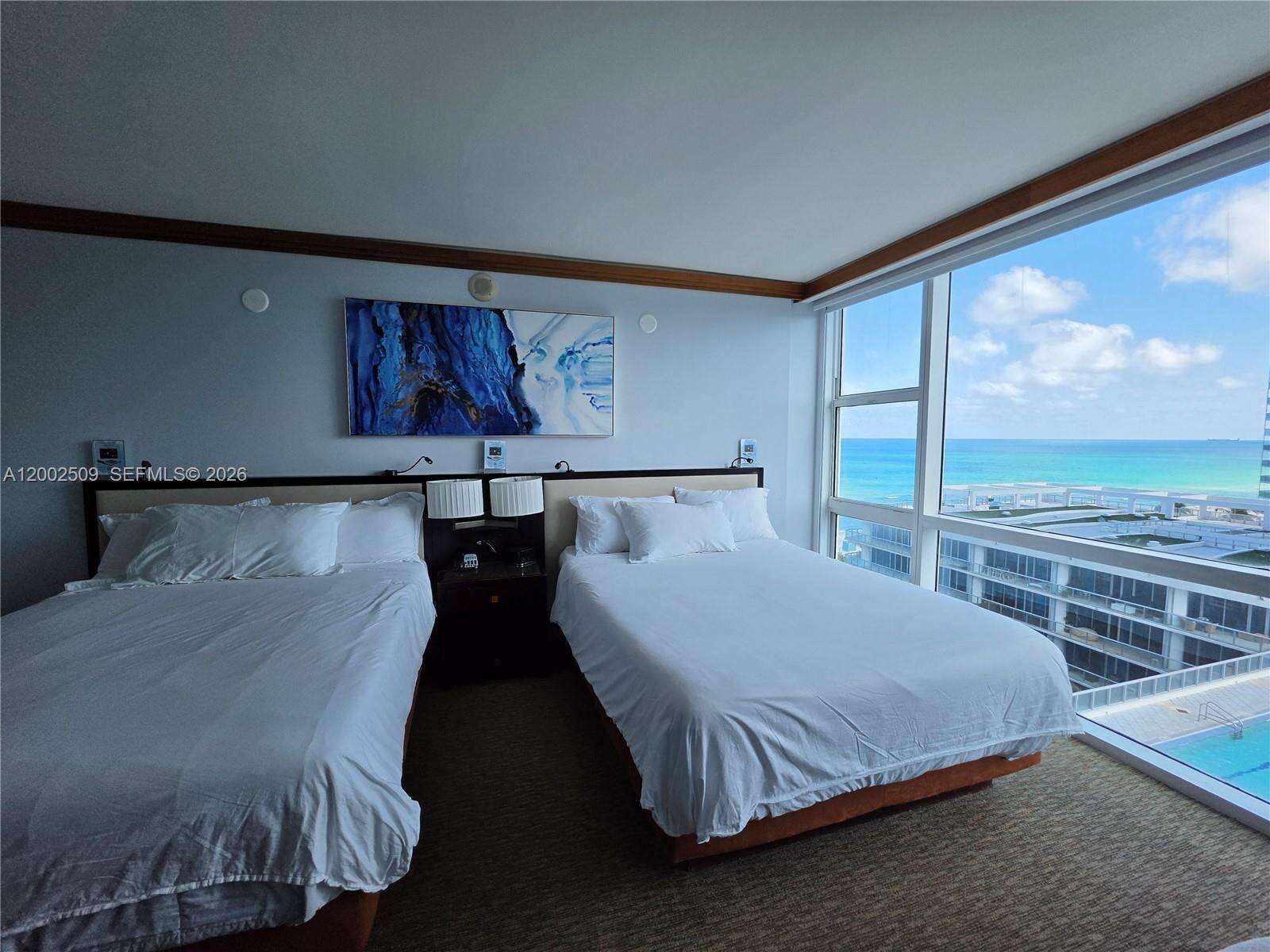 Central Carillon at 6801 Collins Ave, Miami Beach, FL 33141 - For Rent photo 17