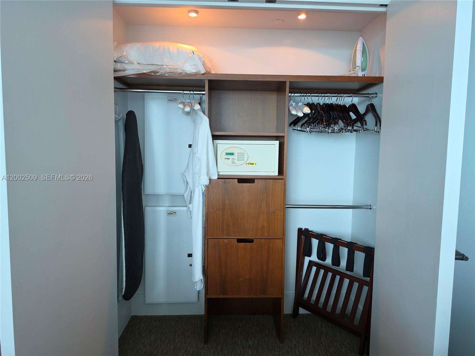 Central Carillon at 6801 Collins Ave, Miami Beach, FL 33141 - For Rent photo 21