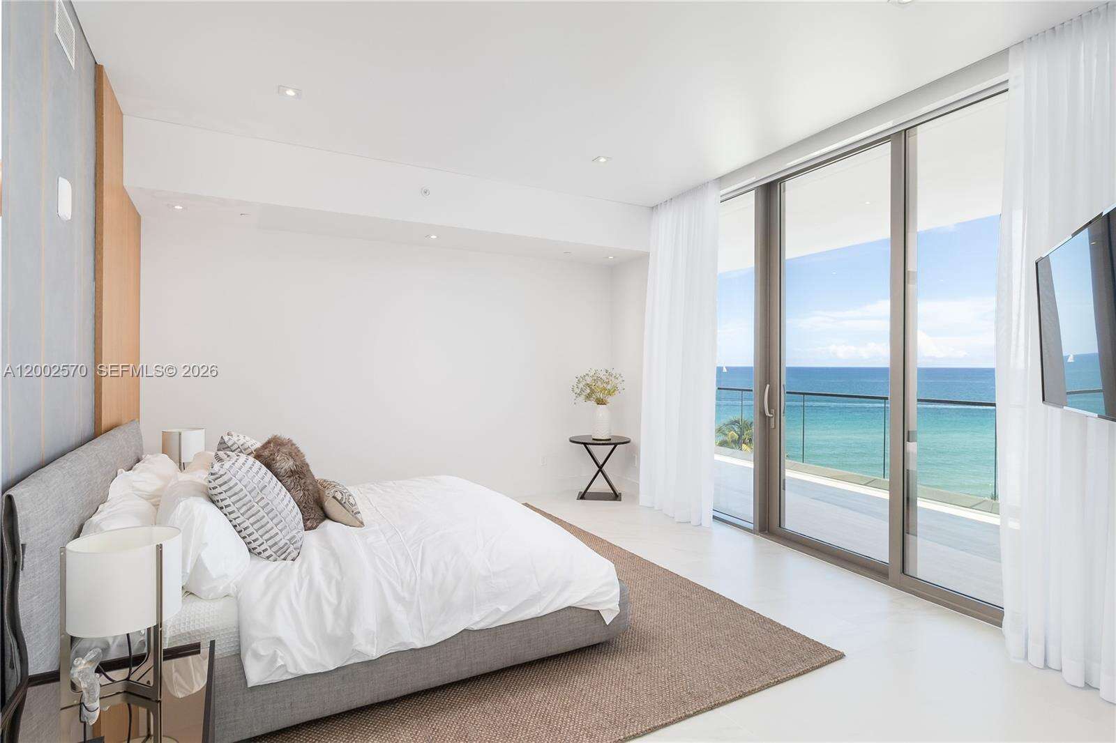 Armani Casa at 18975 Collins Ave, Sunny Isles Beach, FL 33160 - For Rent photo 15