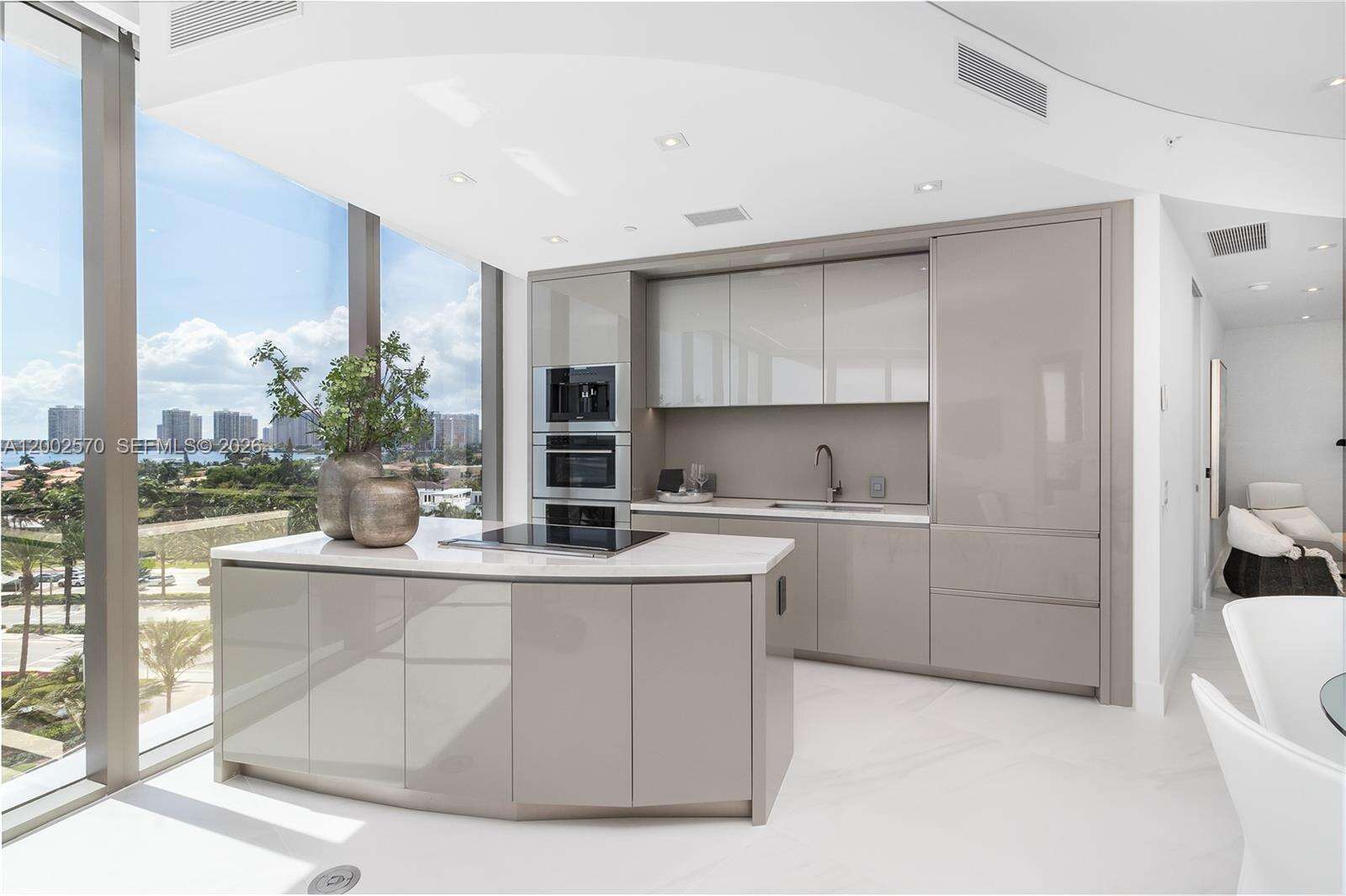Armani Casa at 18975 Collins Ave, Sunny Isles Beach, FL 33160 - For Rent photo 6