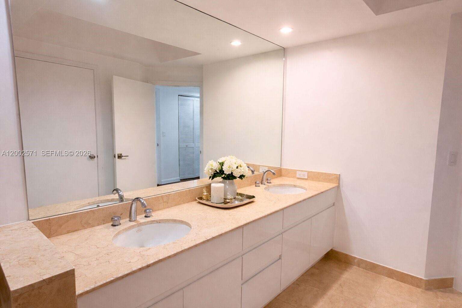 Three Tequesta Point at 848 Brickell Key Dr, Miami, FL 33131 - For Rent photo 12