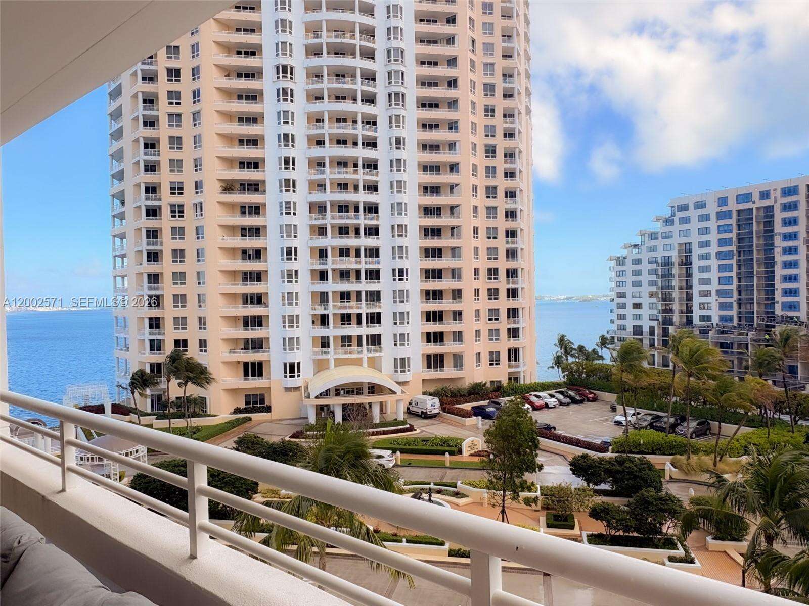 Three Tequesta Point at 848 Brickell Key Dr, Miami, FL 33131 - For Rent photo 25