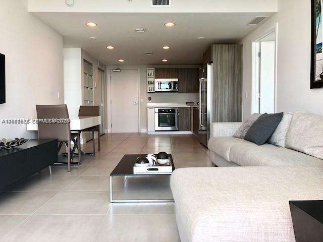 Eden House at 6700 Indian Creek Dr, Miami Beach, FL 33141 - For Rent photo 11