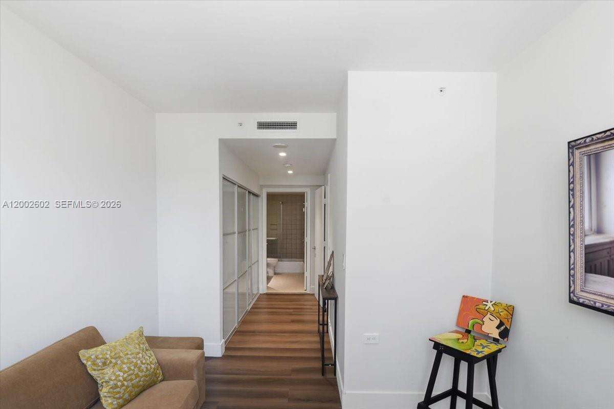Courts Brickell Key at 801 Brickell Key Blvd, Miami, FL 33131 - For Rent photo 16