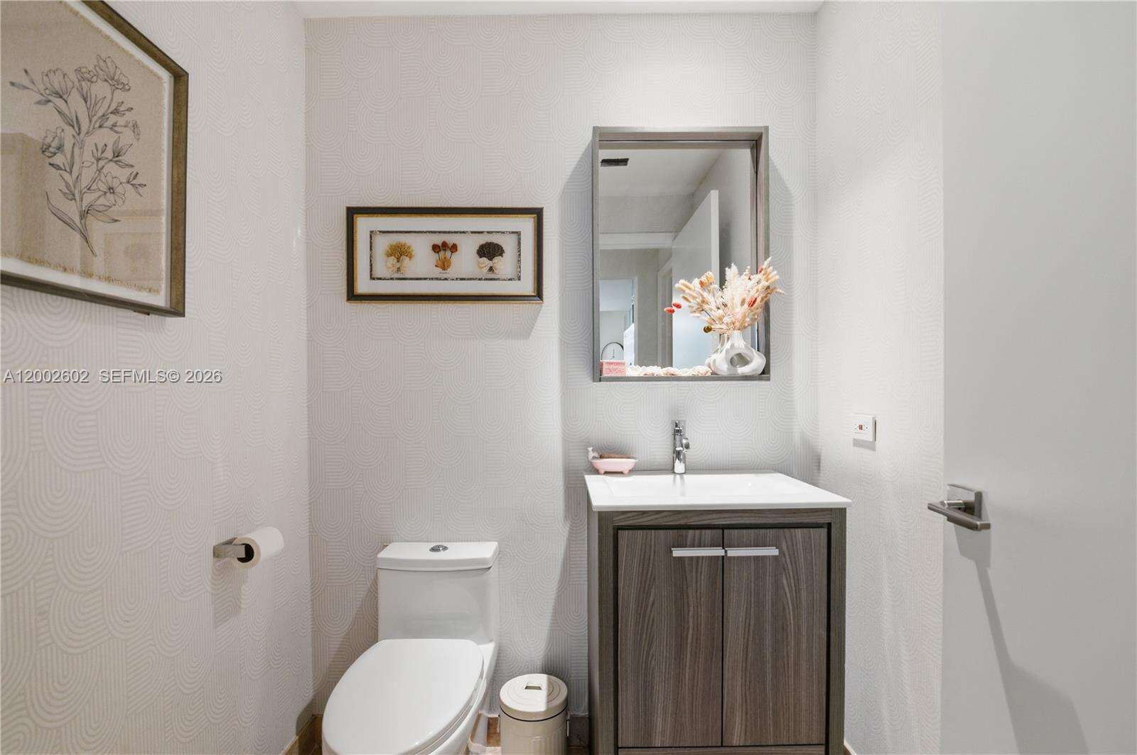 Courts Brickell Key at 801 Brickell Key Blvd, Miami, FL 33131 - For Rent photo 18