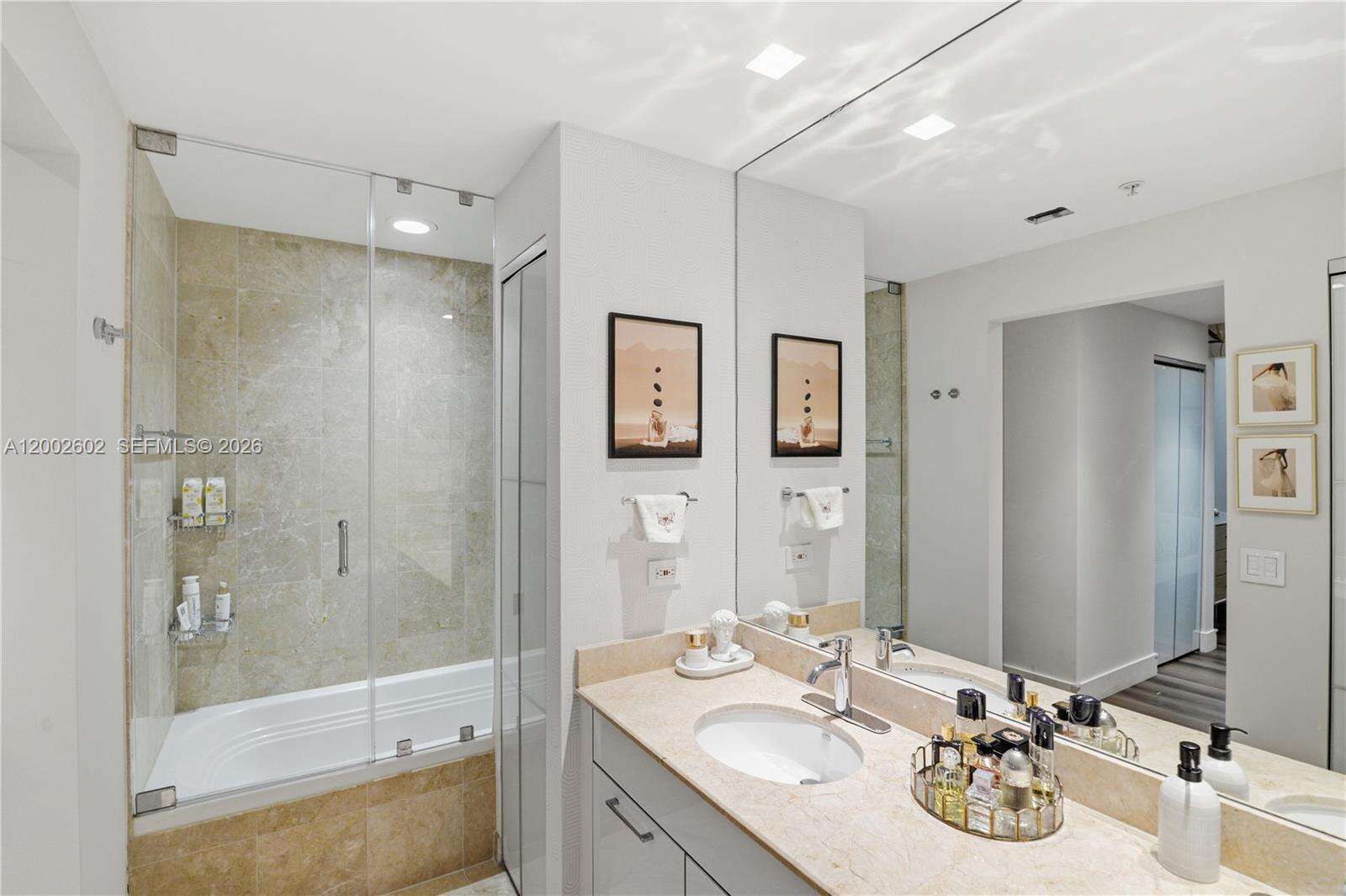 Courts Brickell Key at 801 Brickell Key Blvd, Miami, FL 33131 - For Rent photo 28