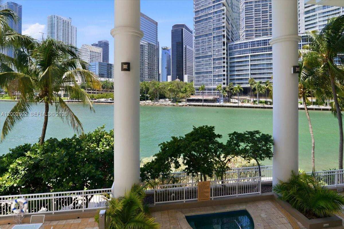 Courts Brickell Key at 801 Brickell Key Blvd, Miami, FL 33131 - For Rent photo 48