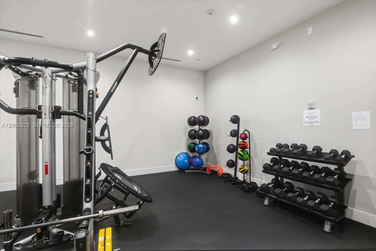 Courts Brickell Key at 801 Brickell Key Blvd, Miami, FL 33131 - For Rent photo 66