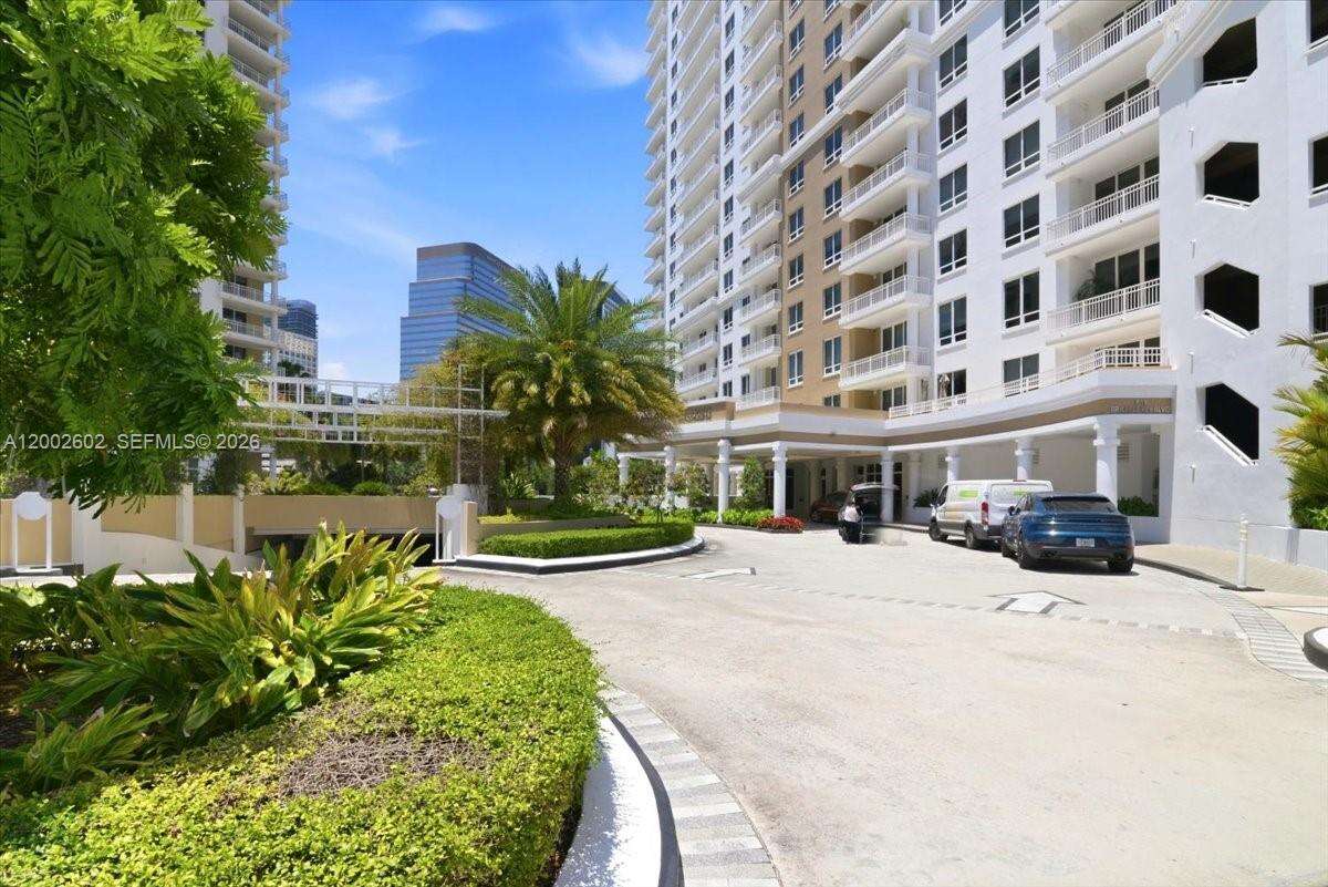 Courts Brickell Key at 801 Brickell Key Blvd, Miami, FL 33131 - For Rent photo 70
