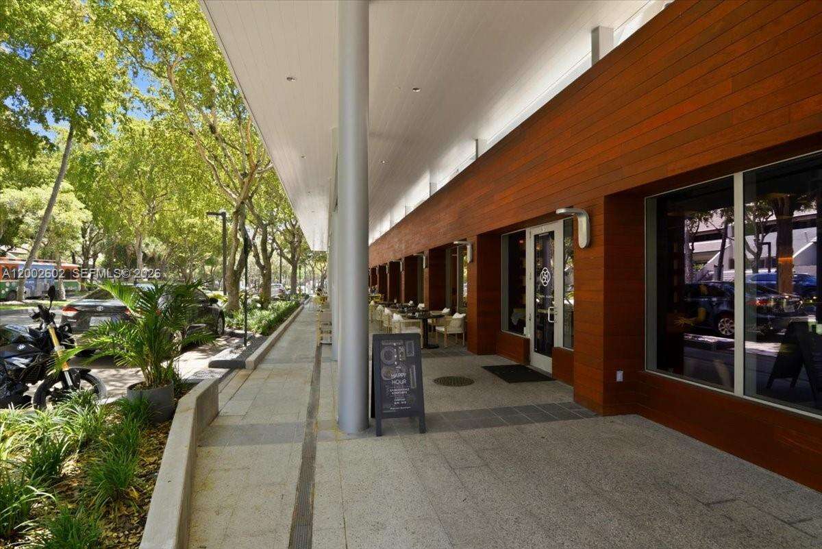 Courts Brickell Key at 801 Brickell Key Blvd, Miami, FL 33131 - For Rent photo 81