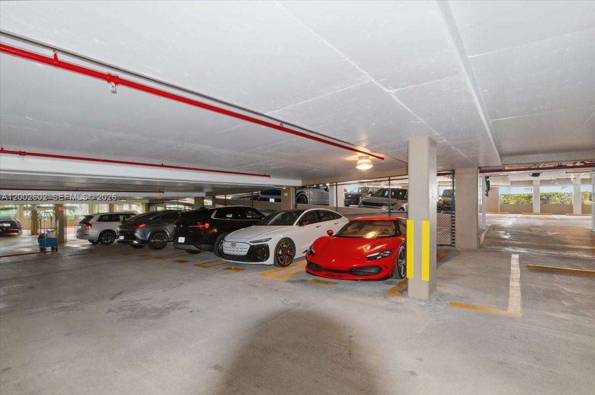 Courts Brickell Key at 801 Brickell Key Blvd, Miami, FL 33131 - For Rent photo 84