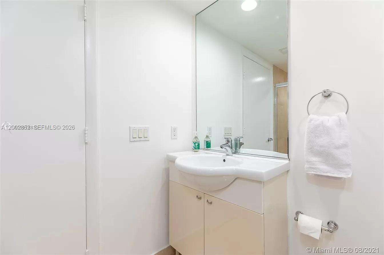 The Beach Club Two at 1830 Ocean Dr, Hallandale Beach, FL 33009 - For Rent photo 11