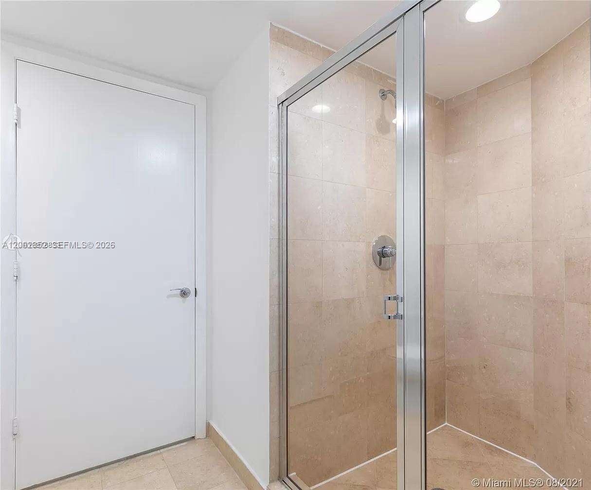 The Beach Club Two at 1830 Ocean Dr, Hallandale Beach, FL 33009 - For Rent photo 12