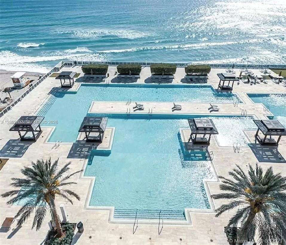 The Beach Club Two at 1830 Ocean Dr, Hallandale Beach, FL 33009 - For Rent photo 17