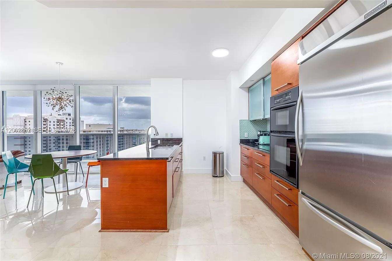 The Beach Club Two at 1830 Ocean Dr, Hallandale Beach, FL 33009 - For Rent photo 3