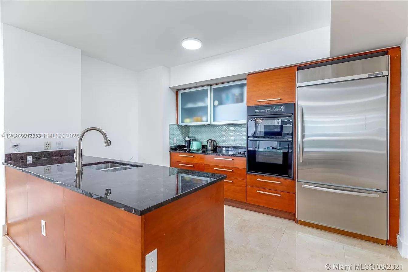 The Beach Club Two at 1830 Ocean Dr, Hallandale Beach, FL 33009 - For Rent photo 4