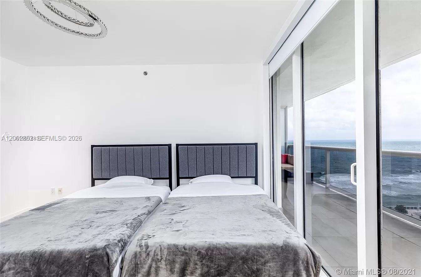 The Beach Club Two at 1830 Ocean Dr, Hallandale Beach, FL 33009 - For Rent photo 10
