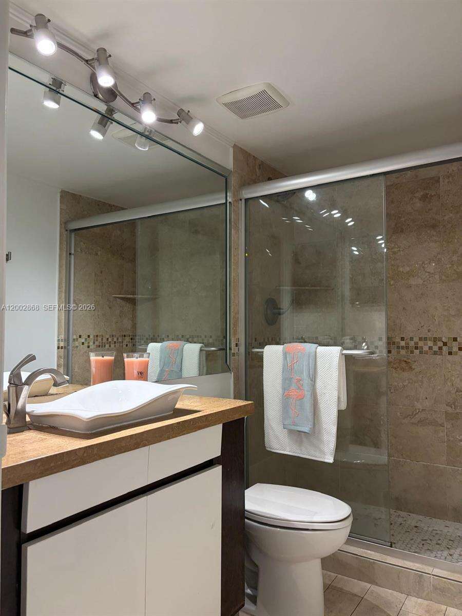 The Grand at 1717 Bayshore Dr, Miami, FL 33132 - For Rent photo 15