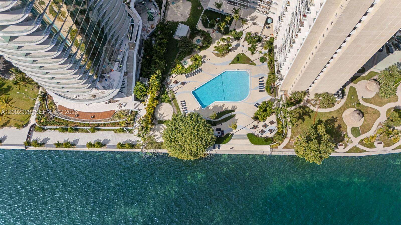Brickell Townhouse at 2451 Brickell Ave, Miami, FL 33129 - For Rent photo 16