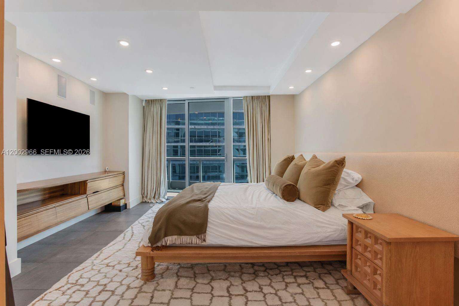 Azure at 9401 Collins Ave, Surfside, FL 33154 - For Rent photo 21