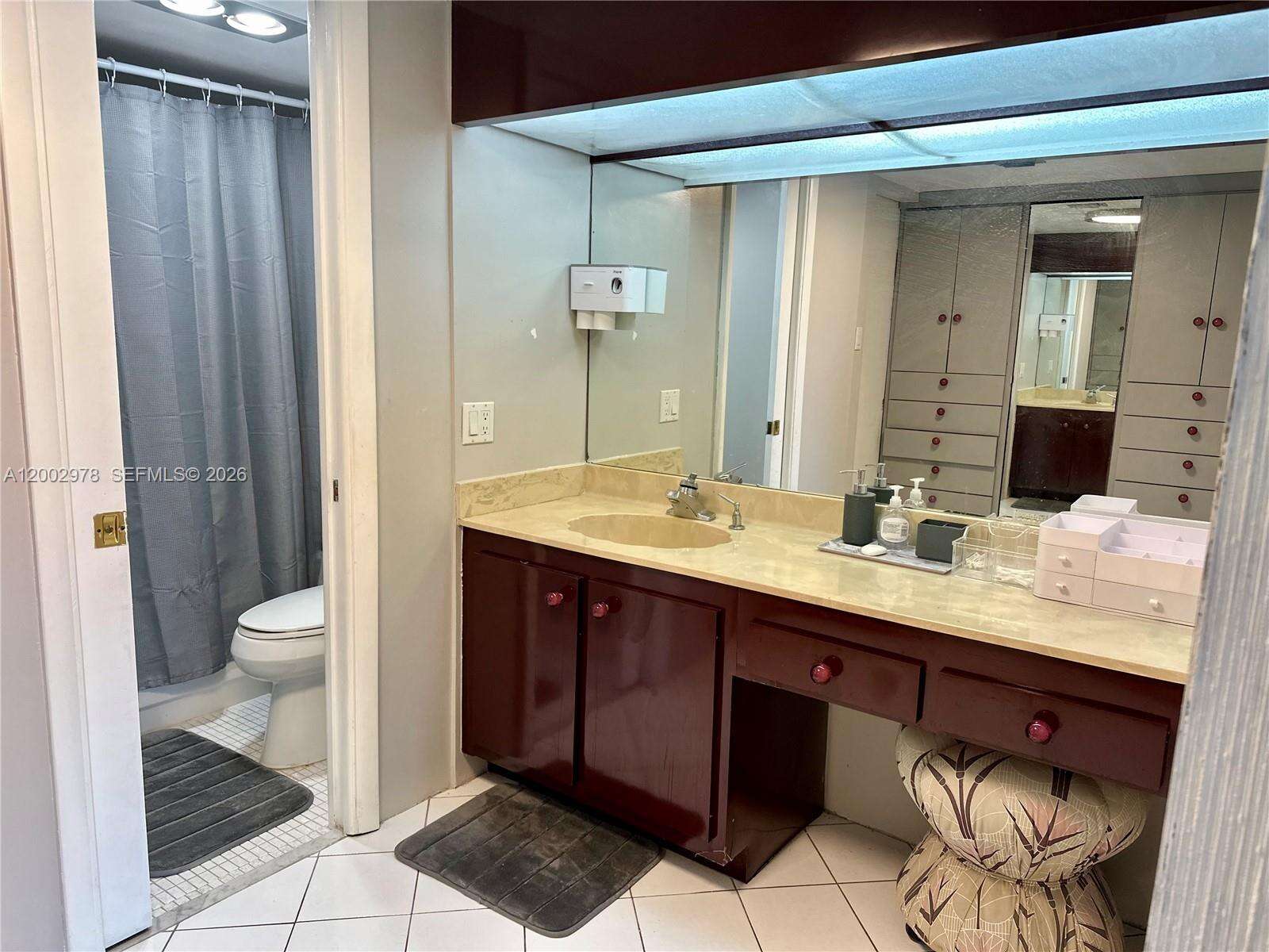 Arlen House at 100 Bayview Dr, Sunny Isles Beach, FL 33160 - For Rent photo 26
