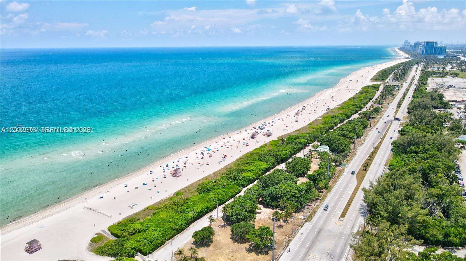 Arlen House at 100 Bayview Dr, Sunny Isles Beach, FL 33160 - For Rent photo 6