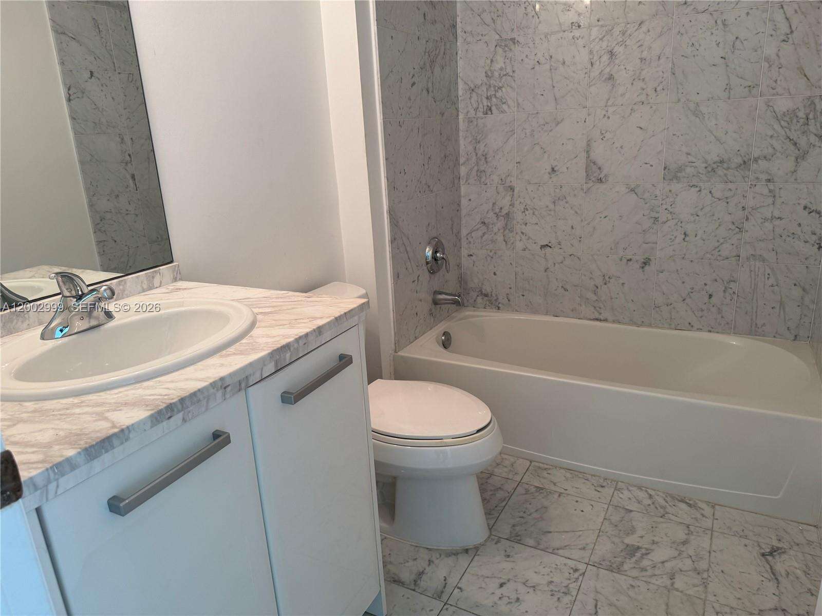 Vizcayne South at 253 2 St, Miami, FL 33132 - For Rent photo 5
