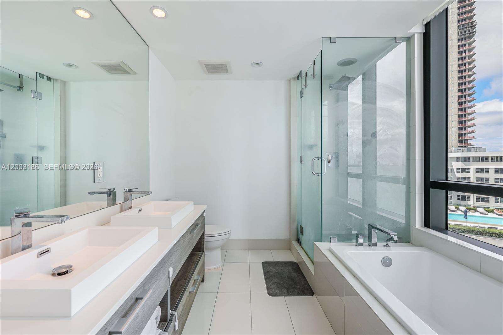 Paraiso Bay at 650 32 St, Miami, FL 33137 - For Rent photo 8