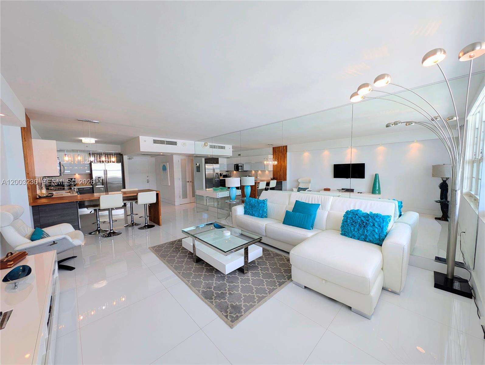 Decoplage at 100 Lincoln Rd, Miami Beach, FL 33139 - For Rent photo 1