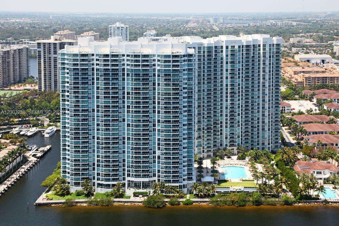 The Peninsula at 3201 183 St, Aventura, FL 33160 - For Rent photo 12