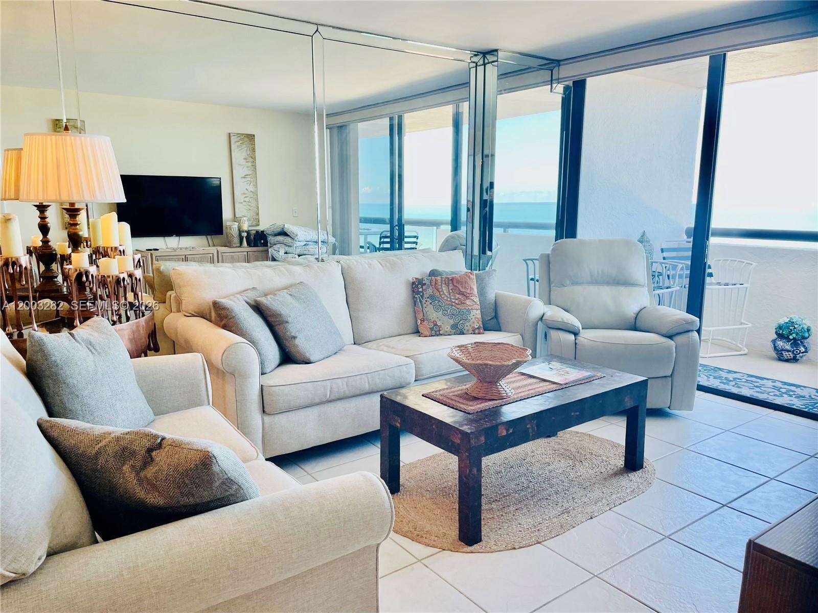 Club Atlantis at 2555 Collins Ave, Miami Beach, FL 33140 - For Rent photo 3
