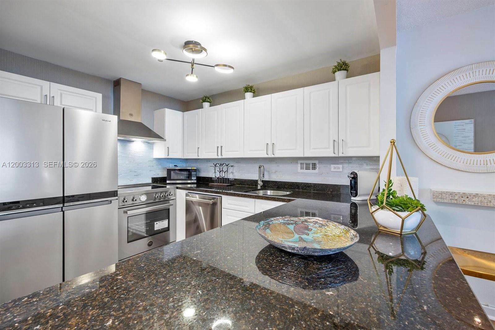 Roney Palace at 2301 Collins Ave, Miami Beach, FL 33139 - For Rent photo 14