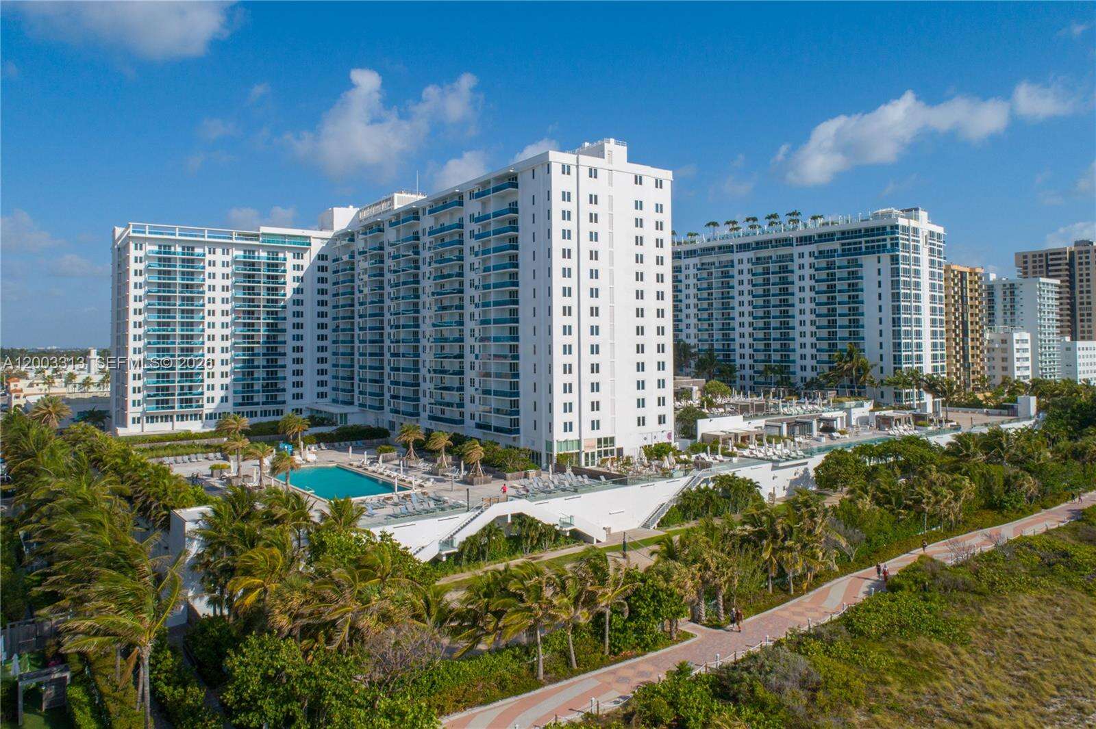 Roney Palace at 2301 Collins Ave, Miami Beach, FL 33139 - For Rent photo 21