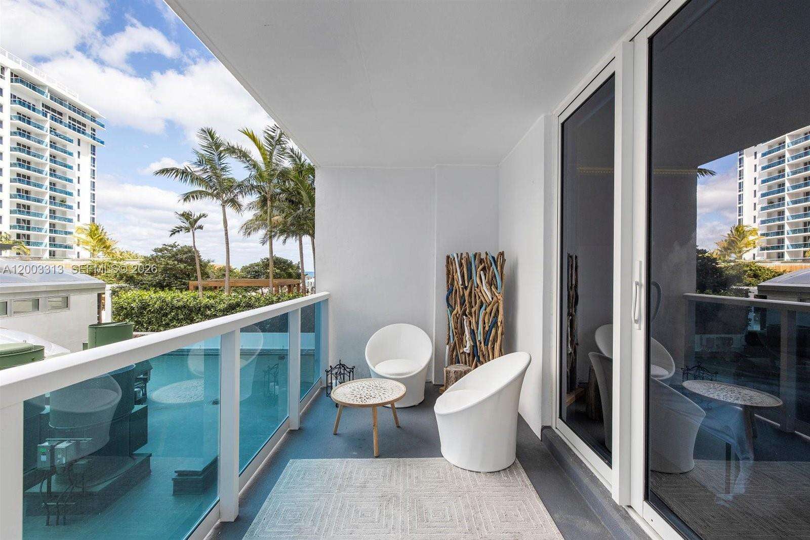 Roney Palace at 2301 Collins Ave, Miami Beach, FL 33139 - For Rent photo 8
