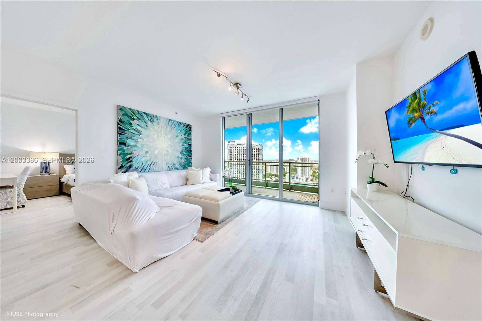 The Ivy at 90 3 St, Miami, FL 33130 - For Rent photo 3