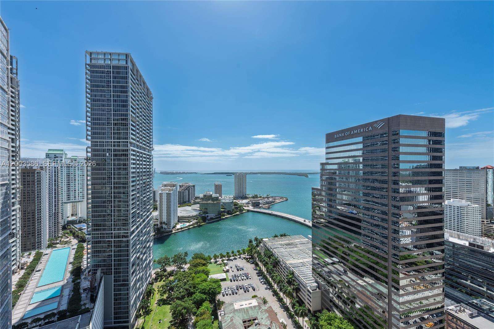 500 Brickell at 500 Brickell Ave, Miami, FL 33131 - For Rent photo 2