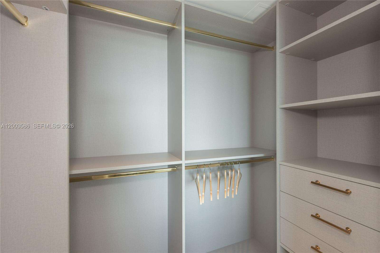 500 Brickell at 500 Brickell Ave, Miami, FL 33131 - For Rent photo 18