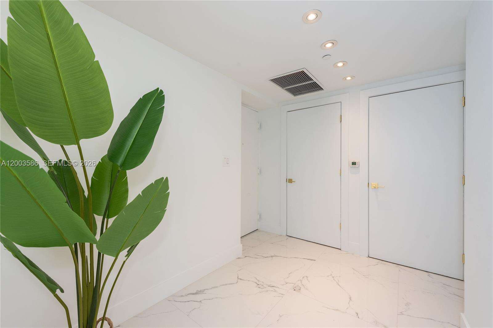 500 Brickell at 500 Brickell Ave, Miami, FL 33131 - For Rent photo 20