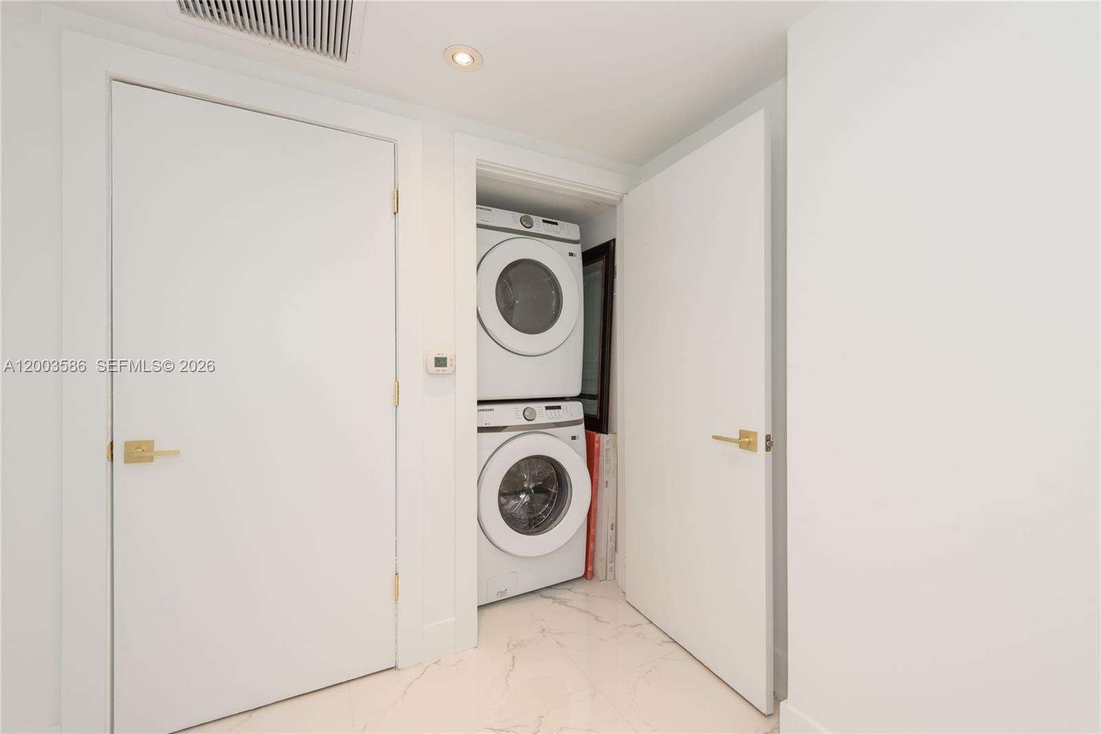 500 Brickell at 500 Brickell Ave, Miami, FL 33131 - For Rent photo 21