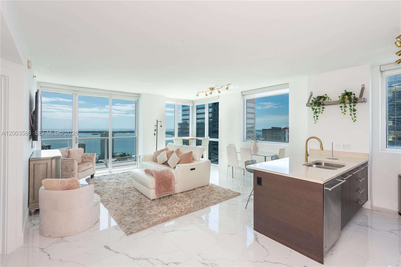 500 Brickell at 500 Brickell Ave, Miami, FL 33131 - For Rent photo 7