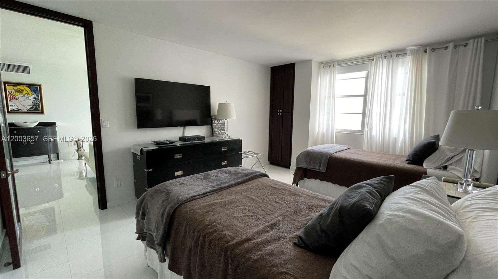 Arlen Beach at 5701 Collins Ave, Miami Beach, FL 33140 - For Rent photo 19