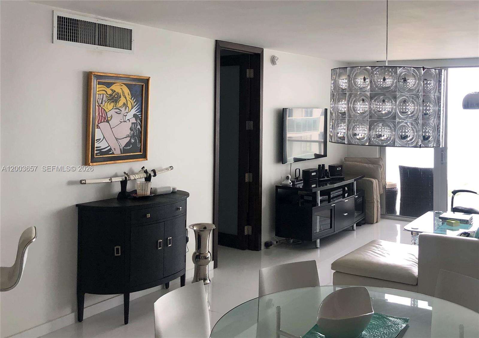 Arlen Beach at 5701 Collins Ave, Miami Beach, FL 33140 - For Rent photo 21