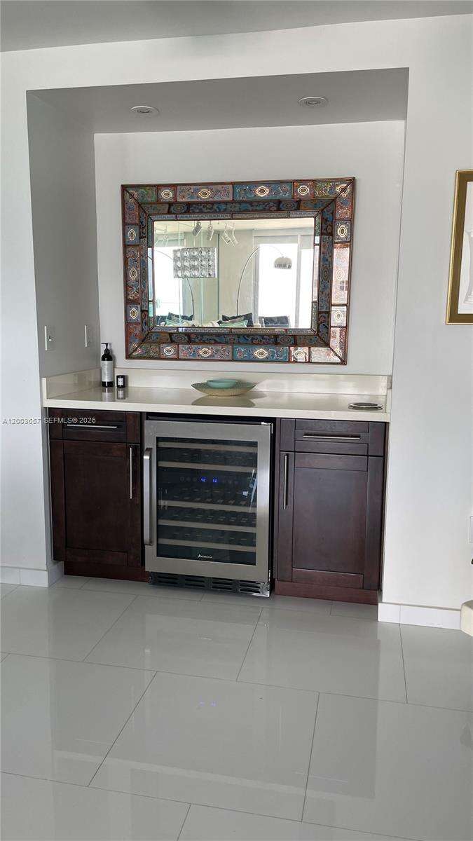 Arlen Beach at 5701 Collins Ave, Miami Beach, FL 33140 - For Rent photo 9